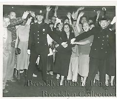 [Crowd with policemen outside Ebbets Field]