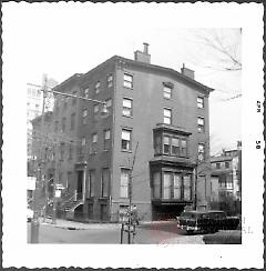 [#115 Columbia Heights at north corner of Pineapple Street.]